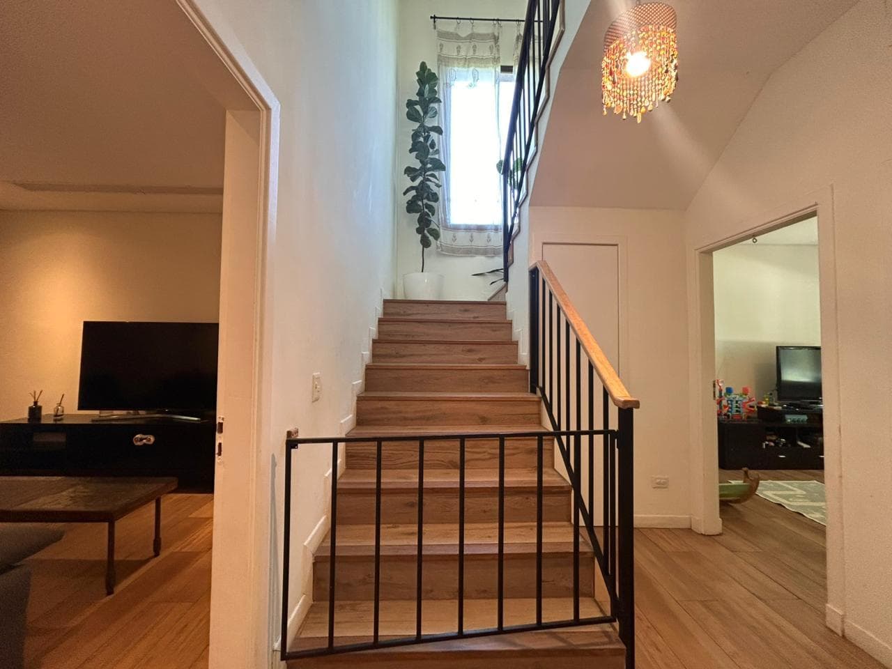 Modern 4-Bedroom House Office Playroom TV Room in La Laguna-Puertos del Lago-Marinas