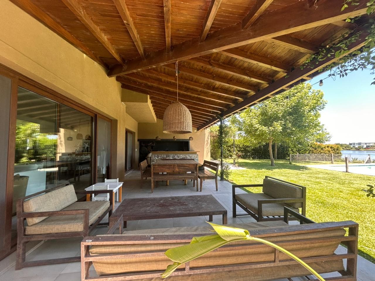 Modern 4-Bedroom House Office Playroom TV Room in La Laguna-Puertos del Lago-Marinas