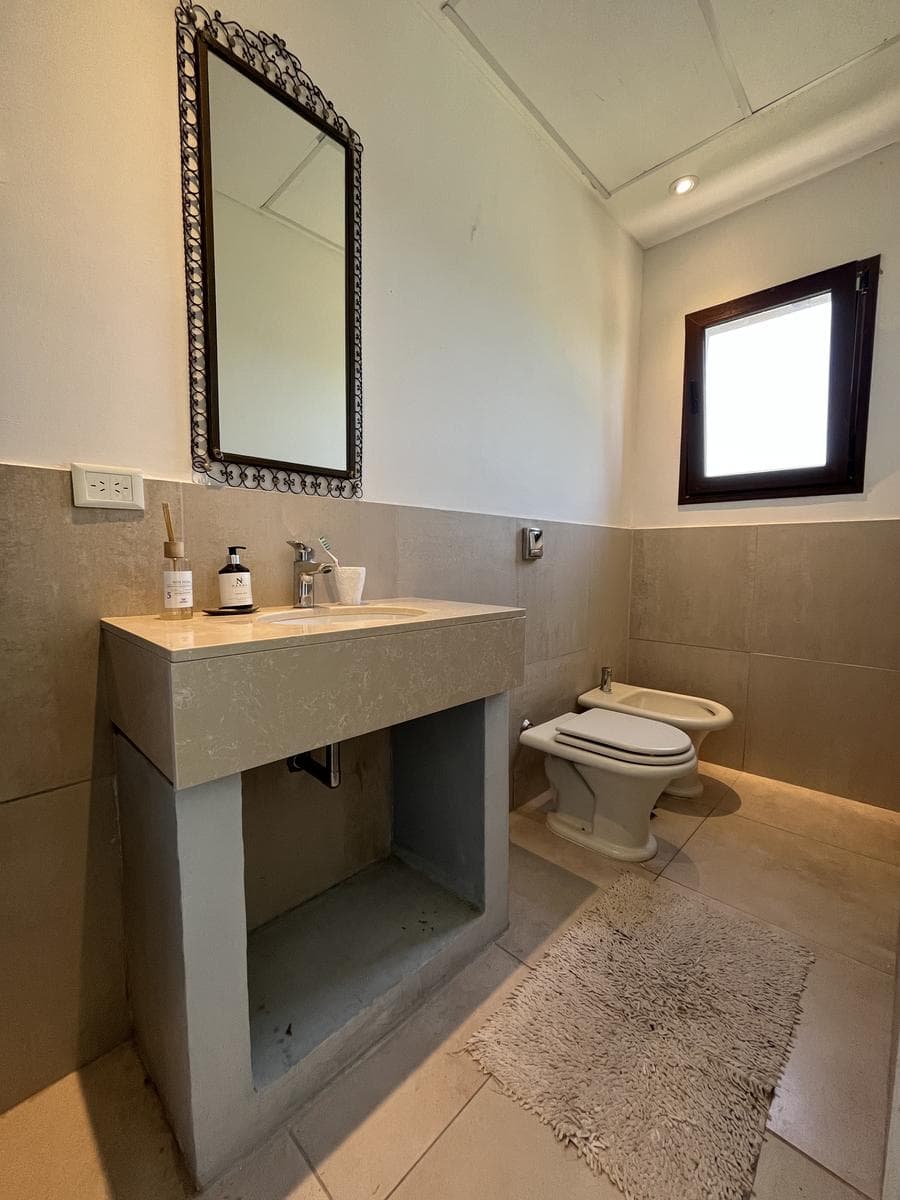 Modern 4-Bedroom House Office Playroom TV Room in La Laguna-Puertos del Lago-Marinas