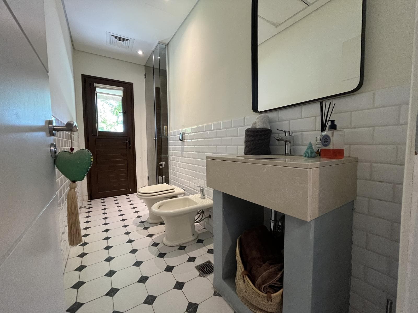 Modern 4-Bedroom House Office Playroom TV Room in La Laguna-Puertos del Lago-Marinas