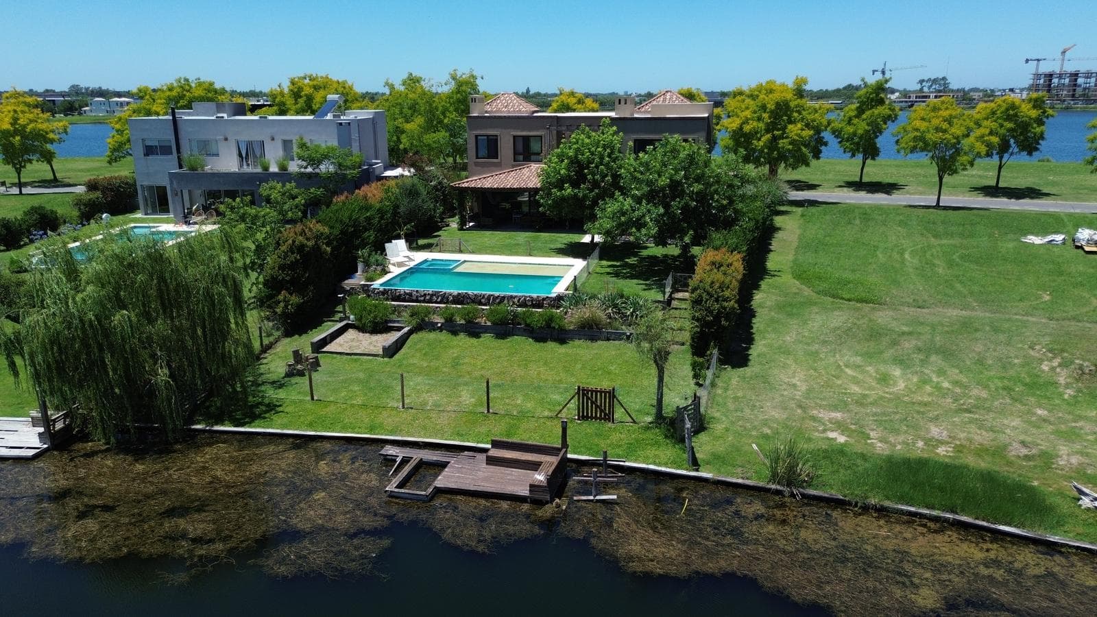 Modern 4-Bedroom House Office Playroom TV Room in La Laguna-Puertos del Lago-Marinas