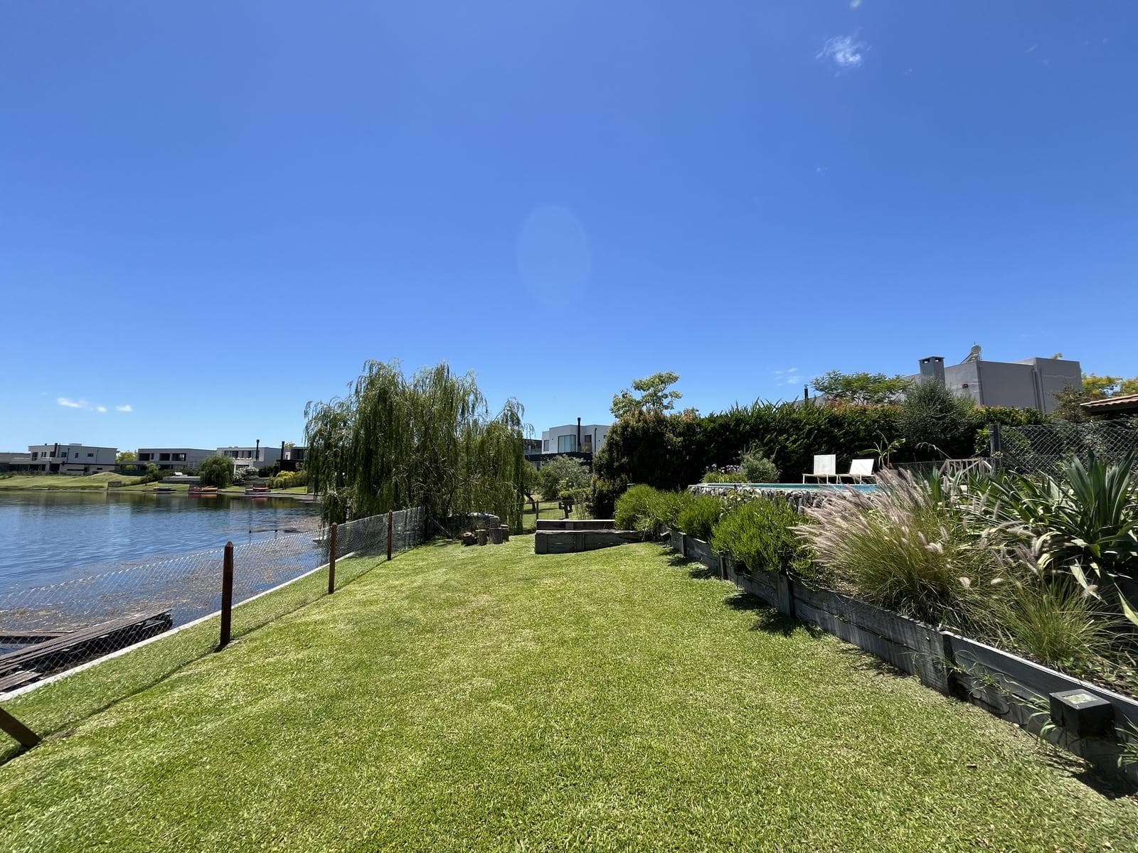 Modern 4-Bedroom House Office Playroom TV Room in La Laguna-Puertos del Lago-Marinas