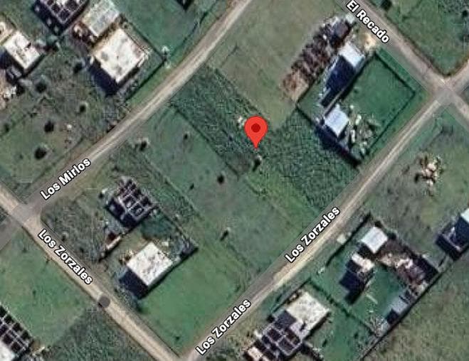 Land in the Coyunco neighborhood