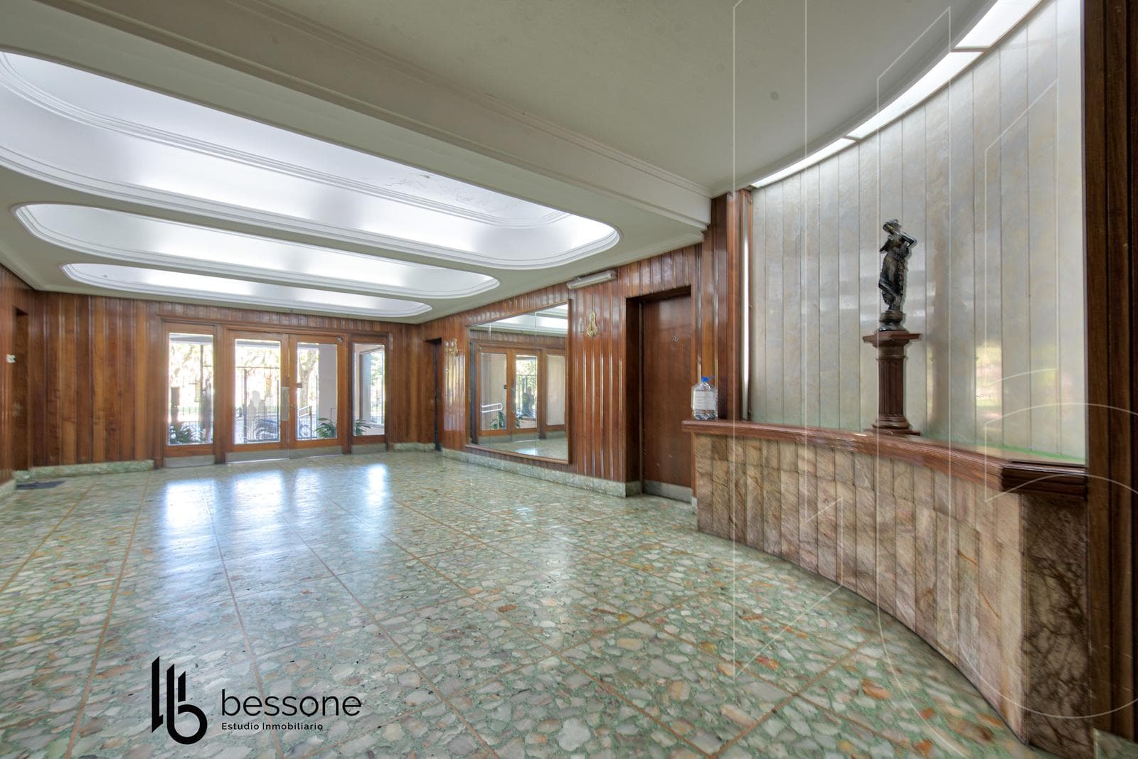 Apartment in Plaza Colón