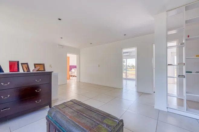 HOUSE FOR SALE NEAR THE GOLF COURSE, SAN ISIDRO LABRADOR NEIGHBORHOOD, VILLANUEVA, TIGRE