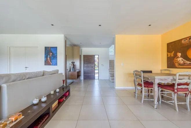 HOUSE FOR SALE NEAR THE GOLF COURSE, SAN ISIDRO LABRADOR NEIGHBORHOOD, VILLANUEVA, TIGRE