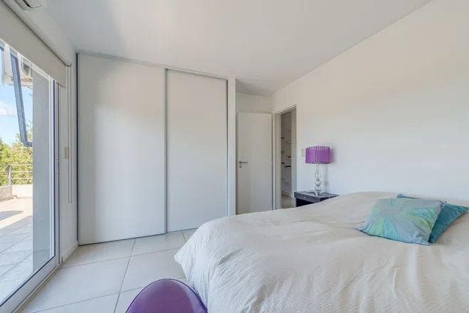 HOUSE FOR SALE NEAR THE GOLF COURSE, SAN ISIDRO LABRADOR NEIGHBORHOOD, VILLANUEVA, TIGRE