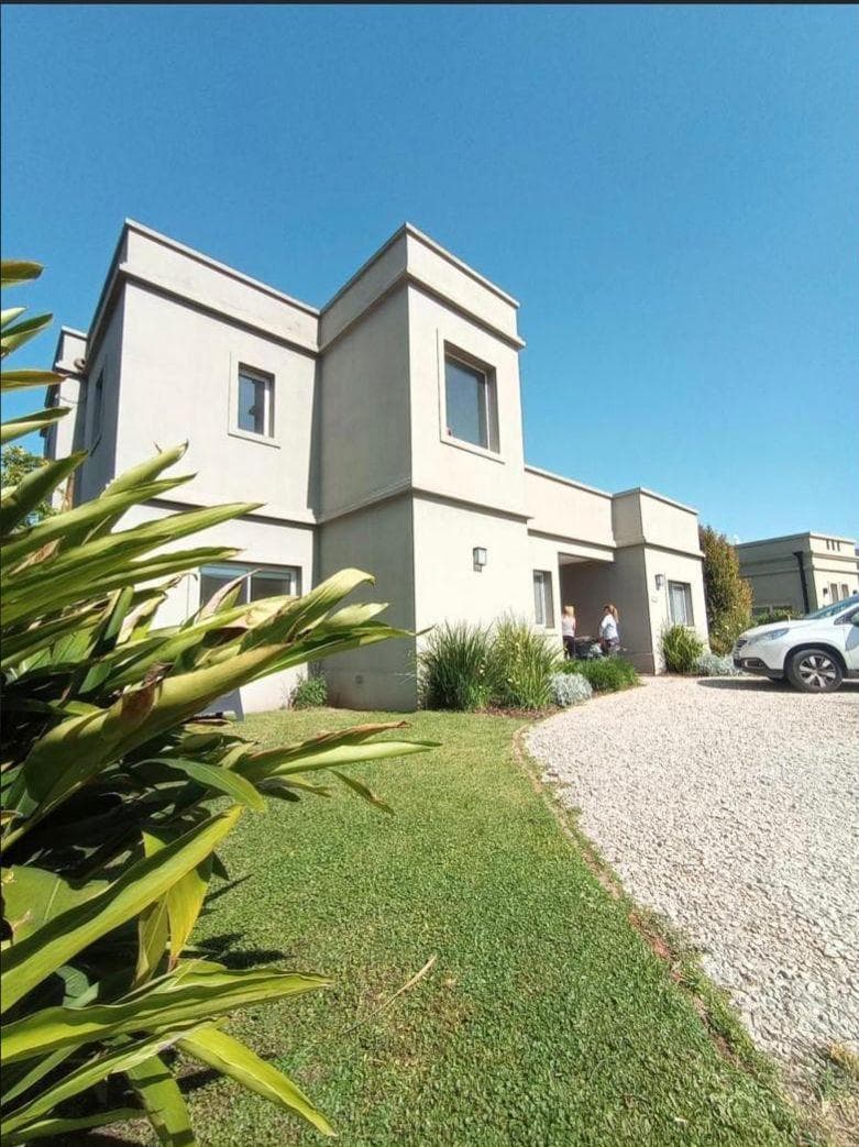 Vacation Rental in El Cantón - North