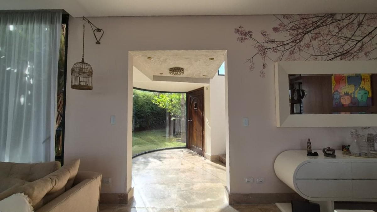 Large Lakefront Home for Sale in El Golf - Nordelta