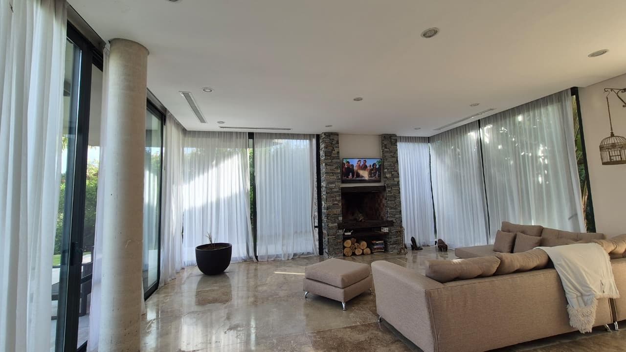 Large Lakefront Home for Sale in El Golf - Nordelta
