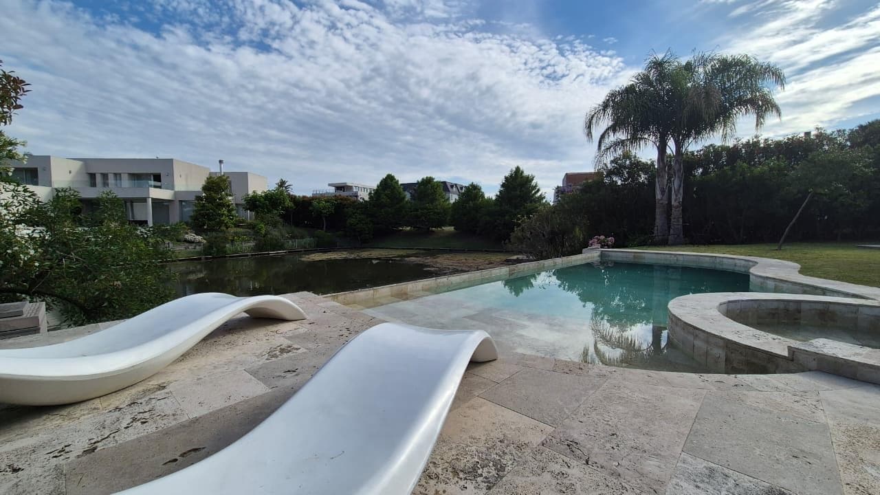 Large Lakefront Home for Sale in El Golf - Nordelta