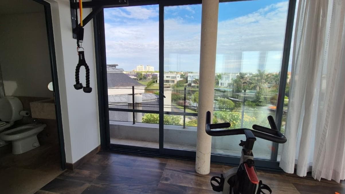 Large Lakefront Home for Sale in El Golf - Nordelta