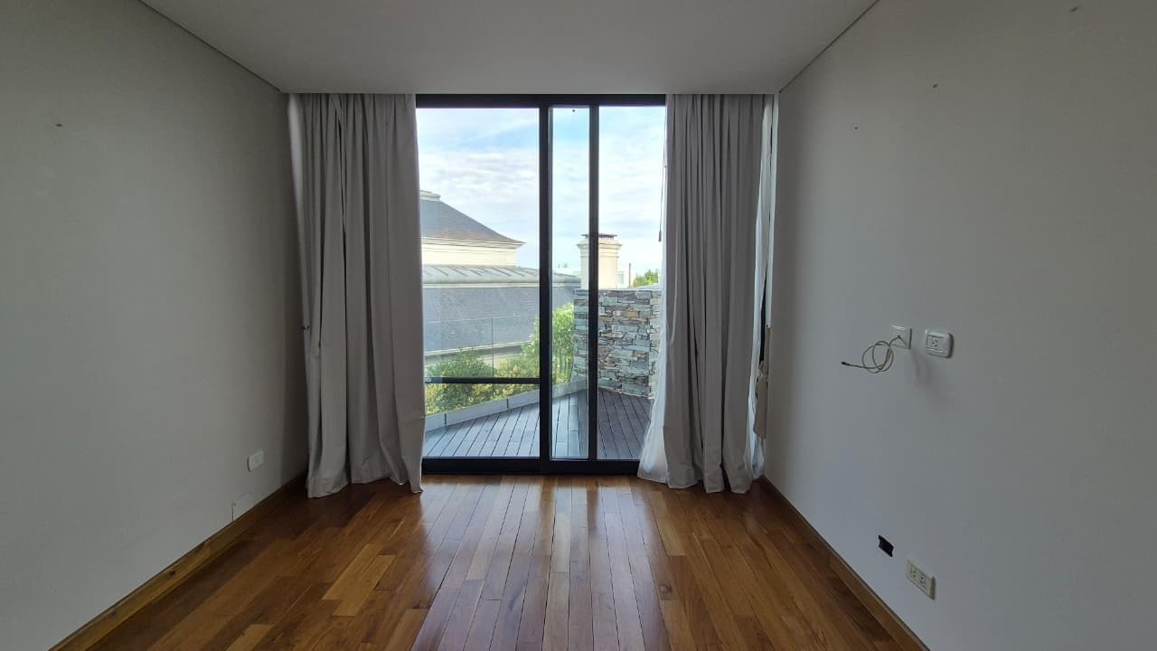 Large Lakefront Home for Sale in El Golf - Nordelta