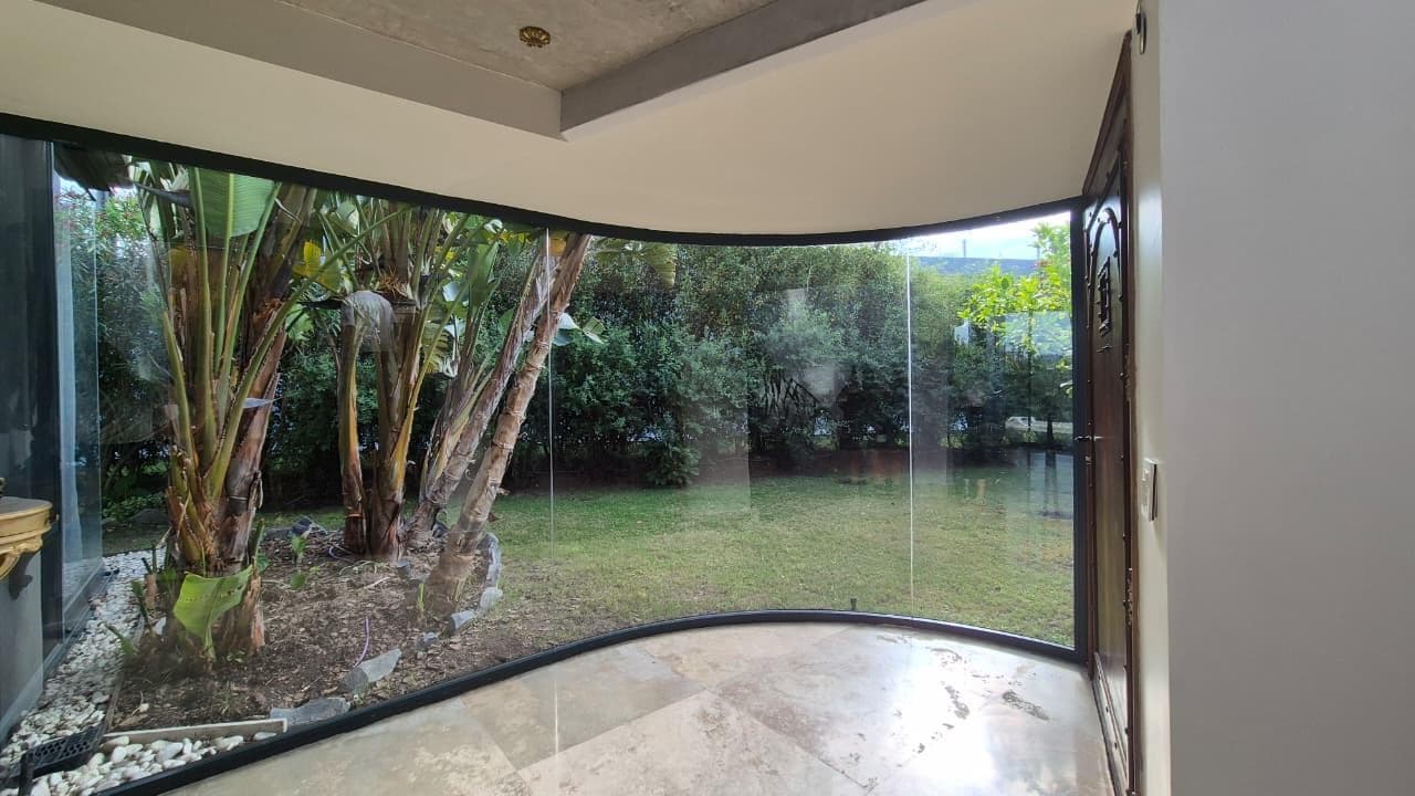 Large Lakefront Home for Sale in El Golf - Nordelta