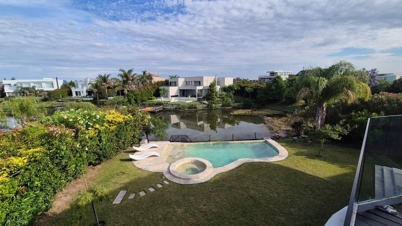 Large Lakefront Home for Sale in El Golf - Nordelta