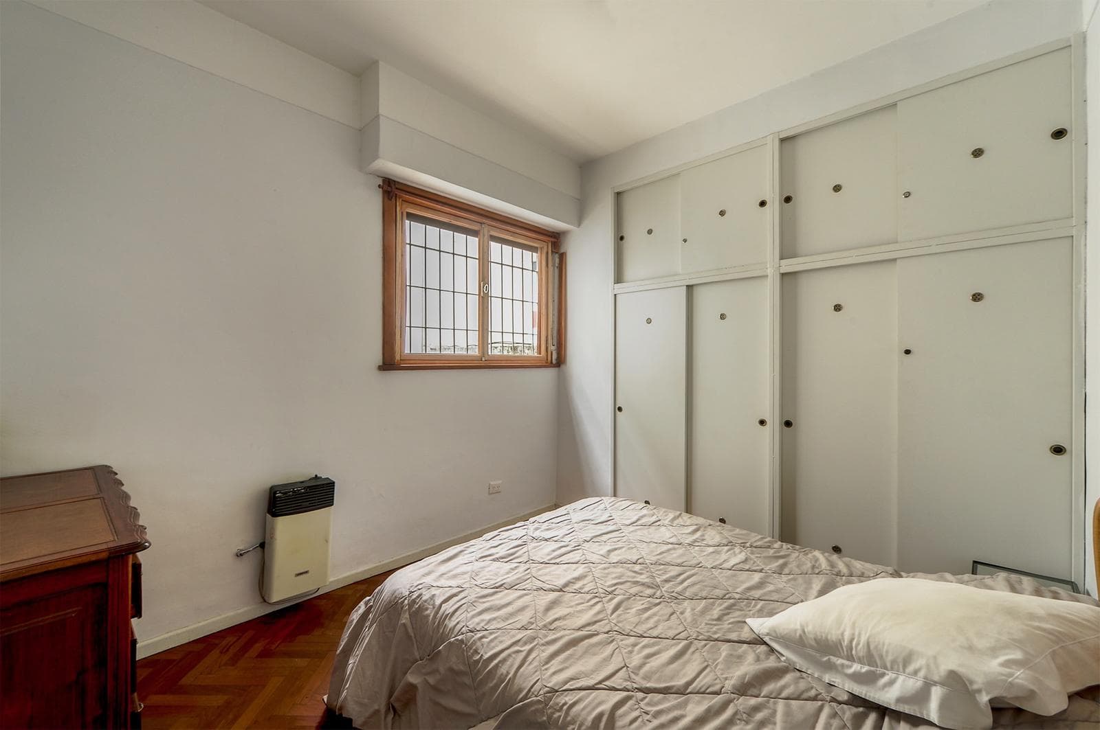 Two-room furnished apartment for short-term rent in Palermo