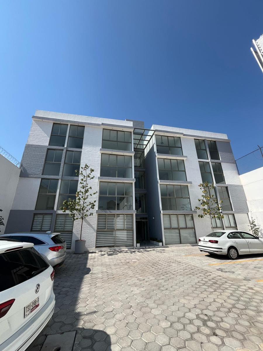 APARTMENT FOR SALE IN DOWNTOWN PUEBLA