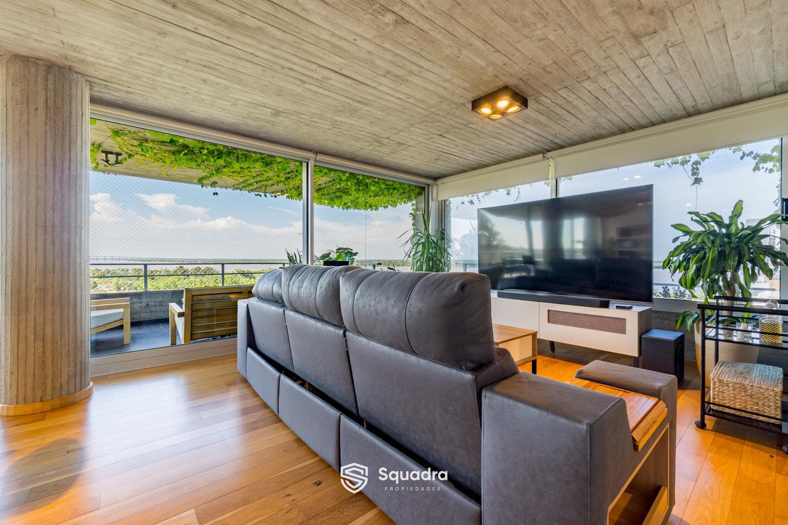 FOR SALE/EXCHANGE - Exclusive apartment with a view of the river in Arroyito, Rosario.