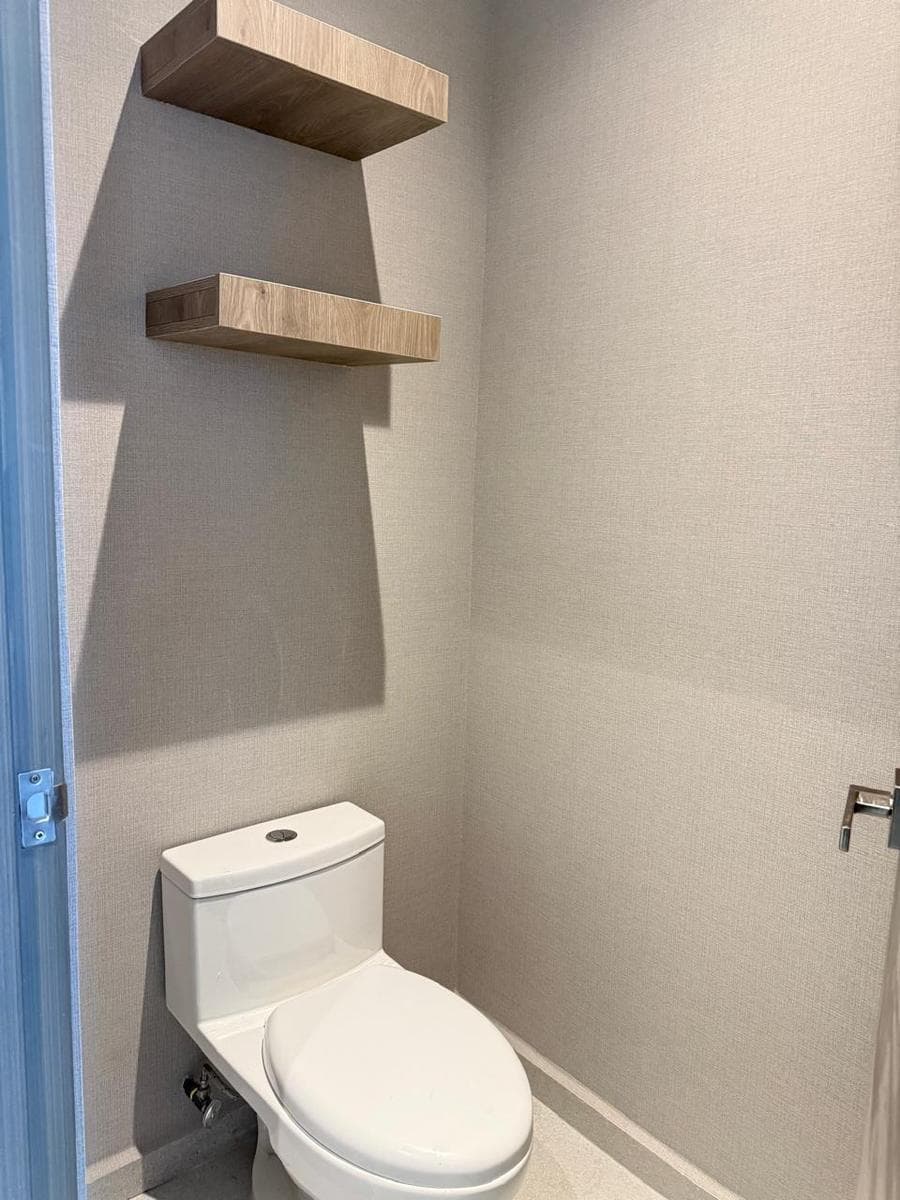 APARTMENT FOR RENT IN TORRE WEST