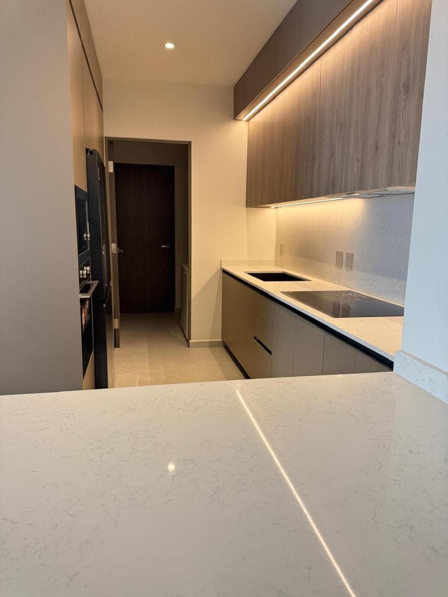 APARTMENT FOR RENT IN TORRE WEST