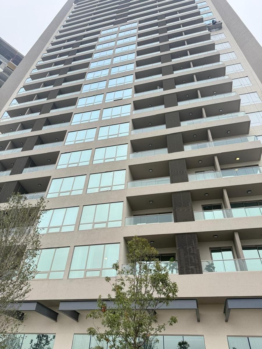 APARTMENT FOR RENT IN TORRE WEST