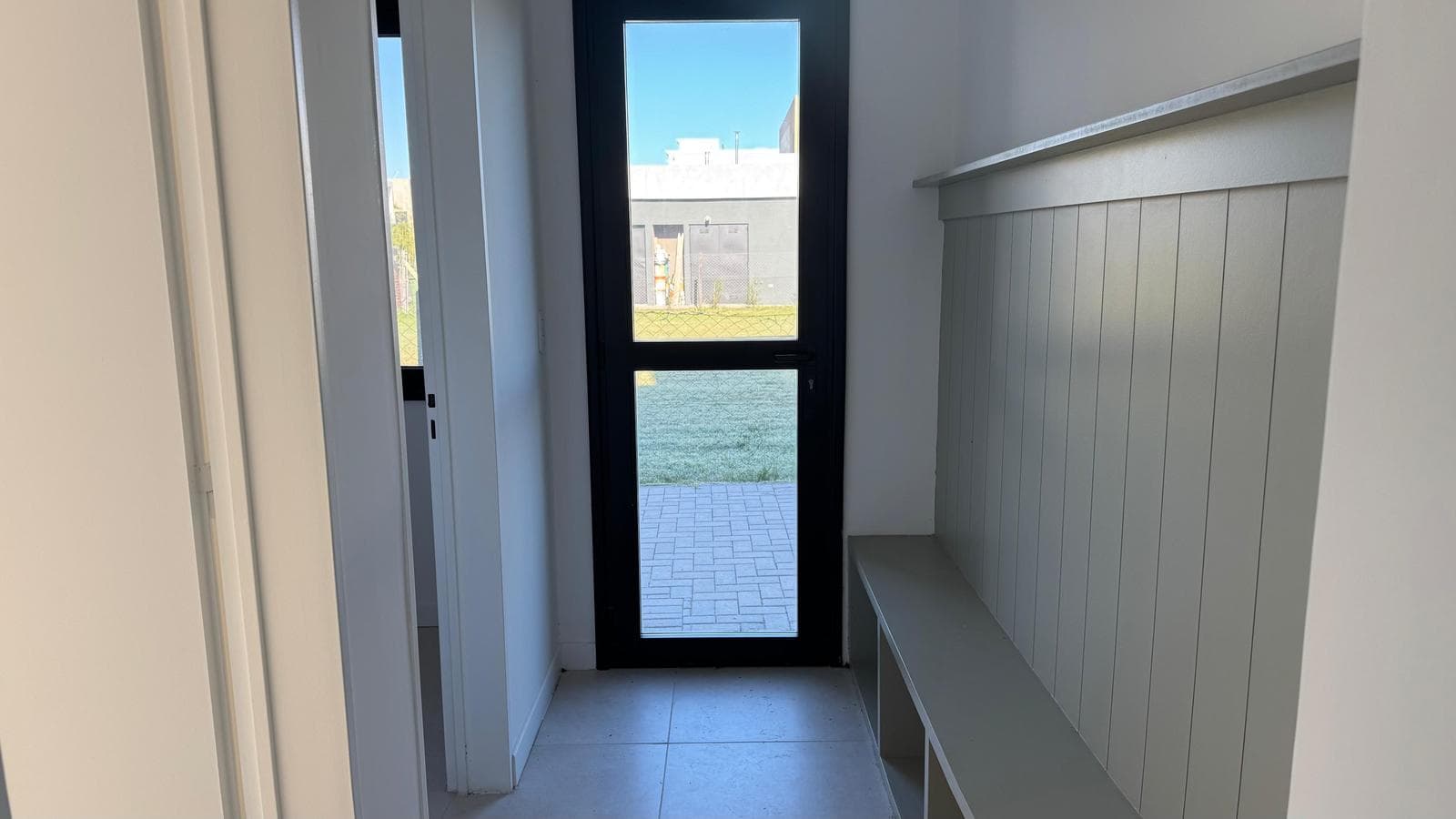 House for Sale in La Laguna, Santa Ana, Villanueva