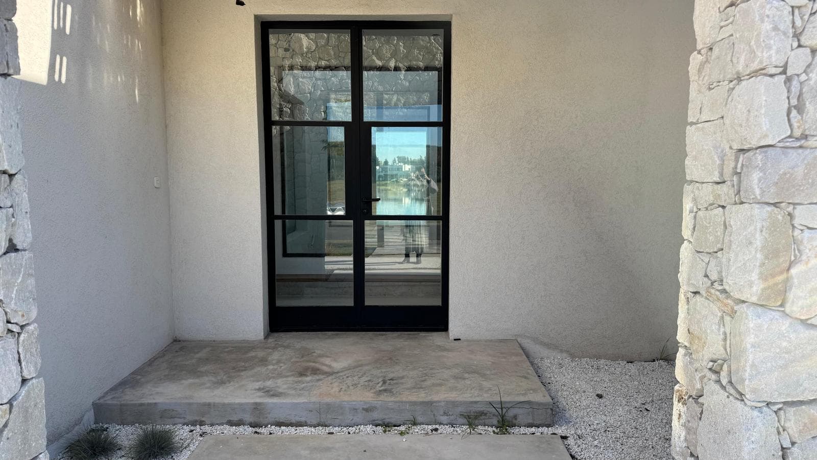 House for Sale in La Laguna, Santa Ana, Villanueva