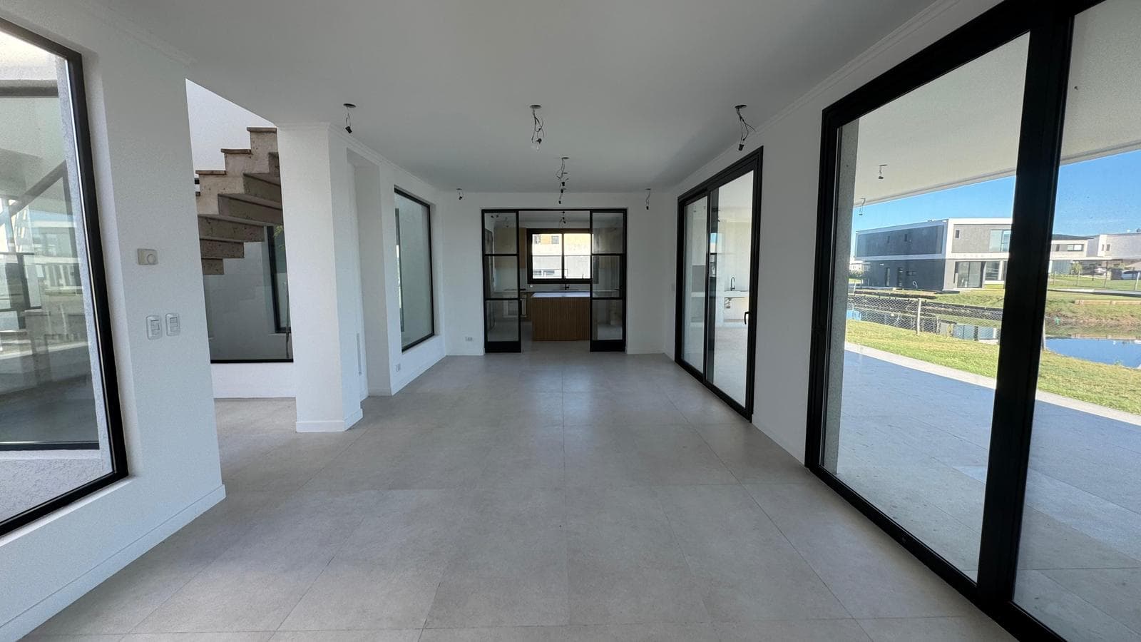 House for Sale in La Laguna, Santa Ana, Villanueva