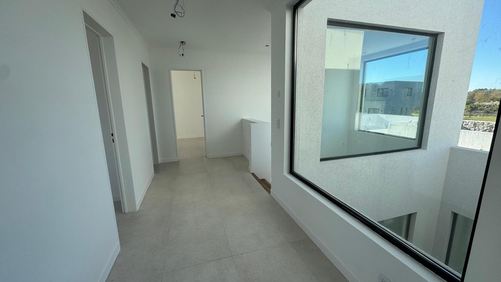 House for Sale in La Laguna, Santa Ana, Villanueva