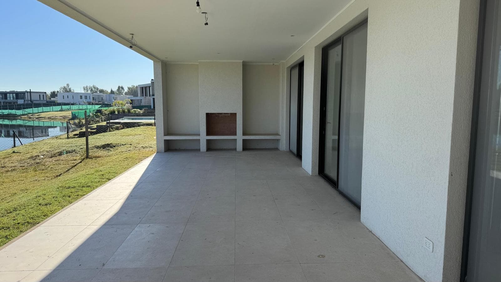 House for Sale in La Laguna, Santa Ana, Villanueva