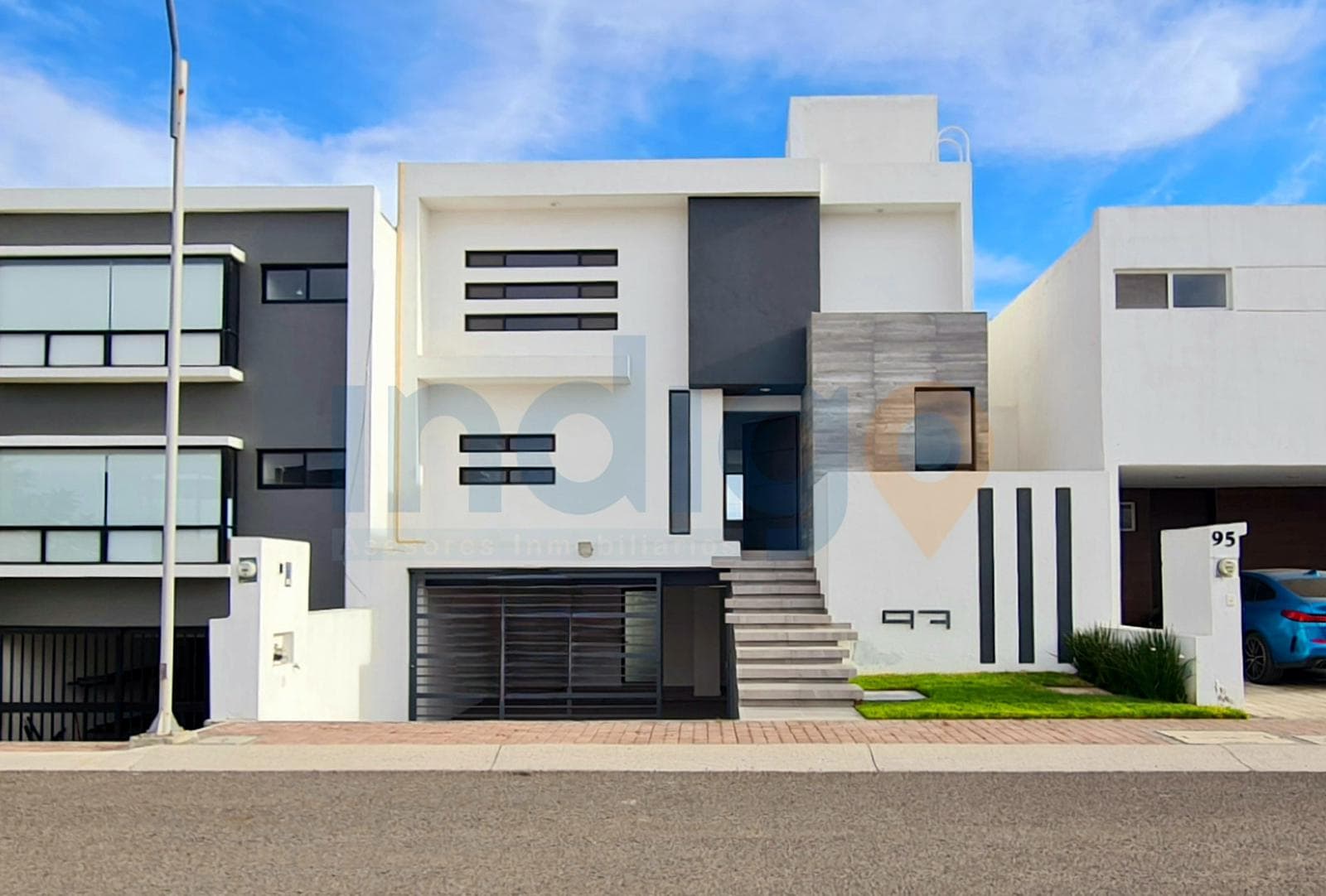 House for Sale in Colinas de Juriquilla (New)