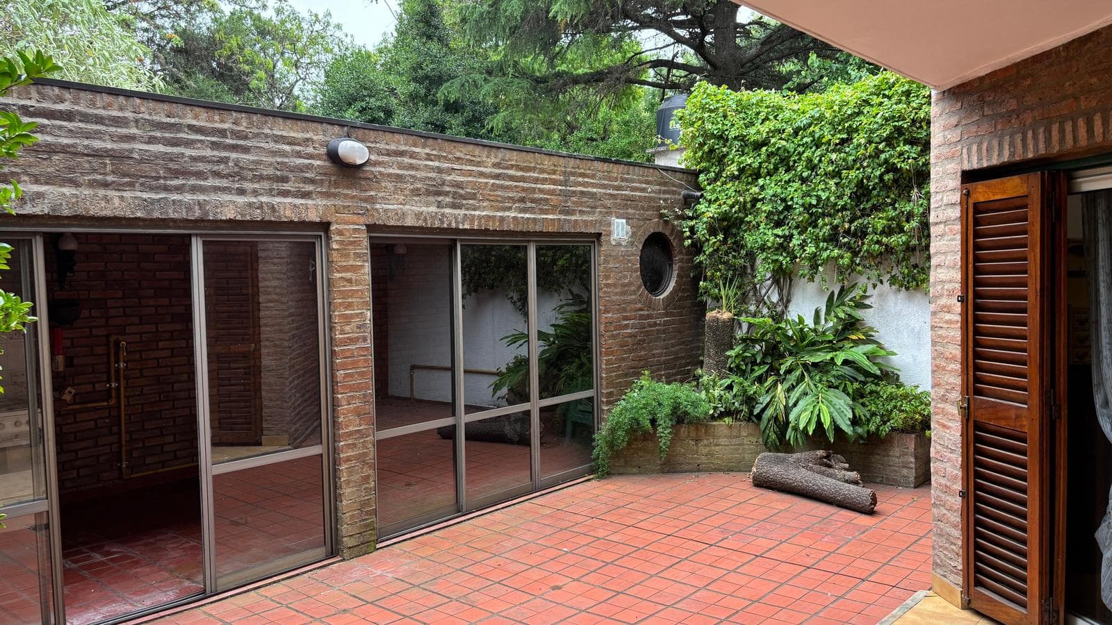 House for Sale in Adrogue