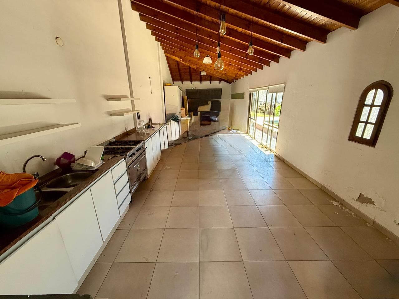 House for sale in Quilmes Oeste with a barbecue area, pool, and grill