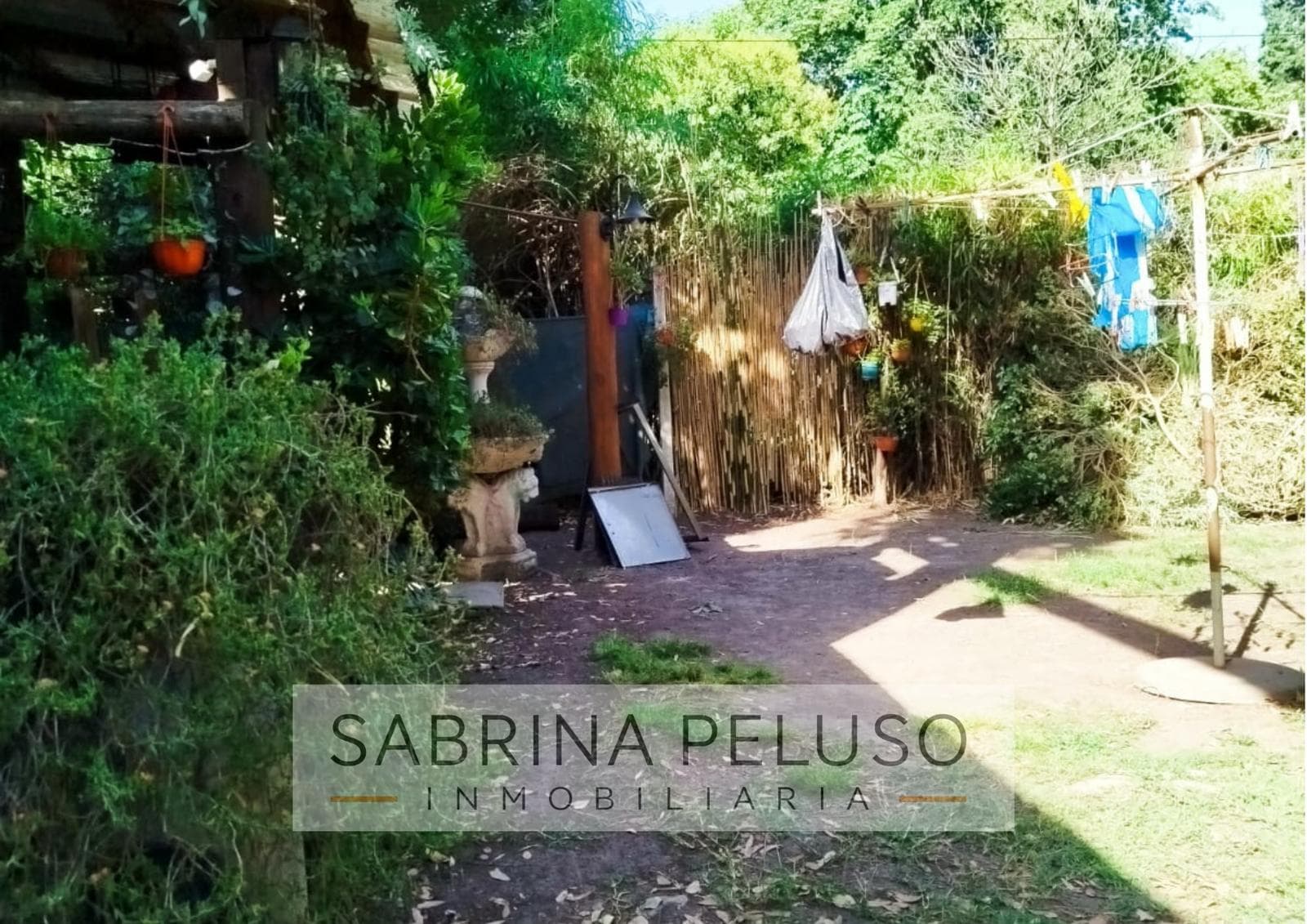 Casa en V.Zapiola