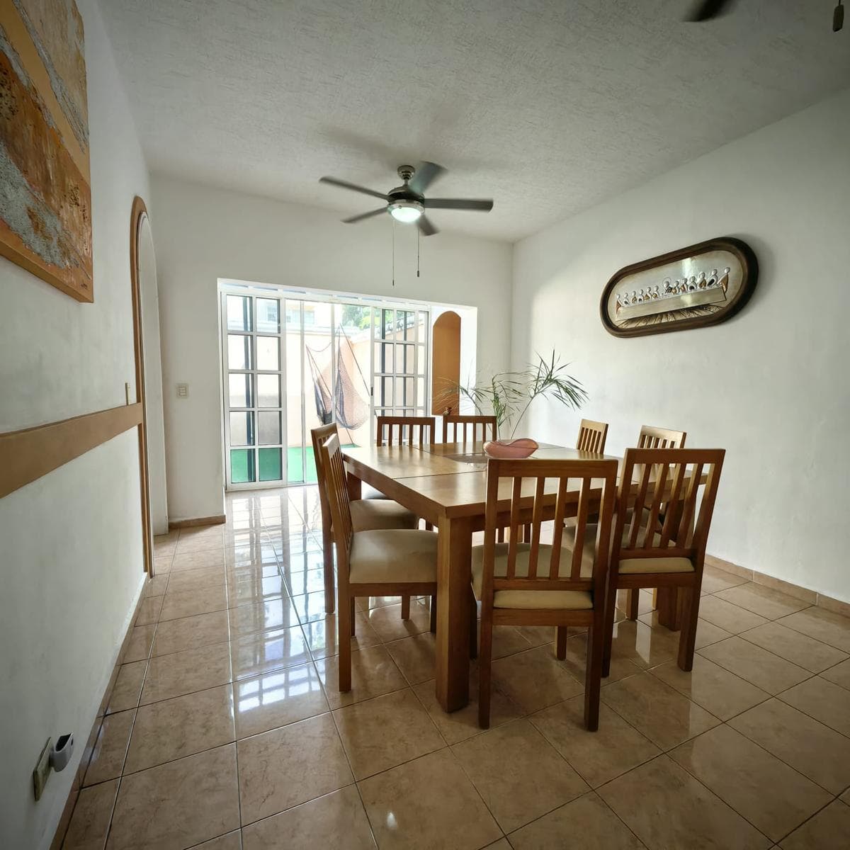 House for Sale, 4 Bedrooms (Each with Its Own Bathroom), Pool, in the Coral Riviera Residential Complex, Cancún