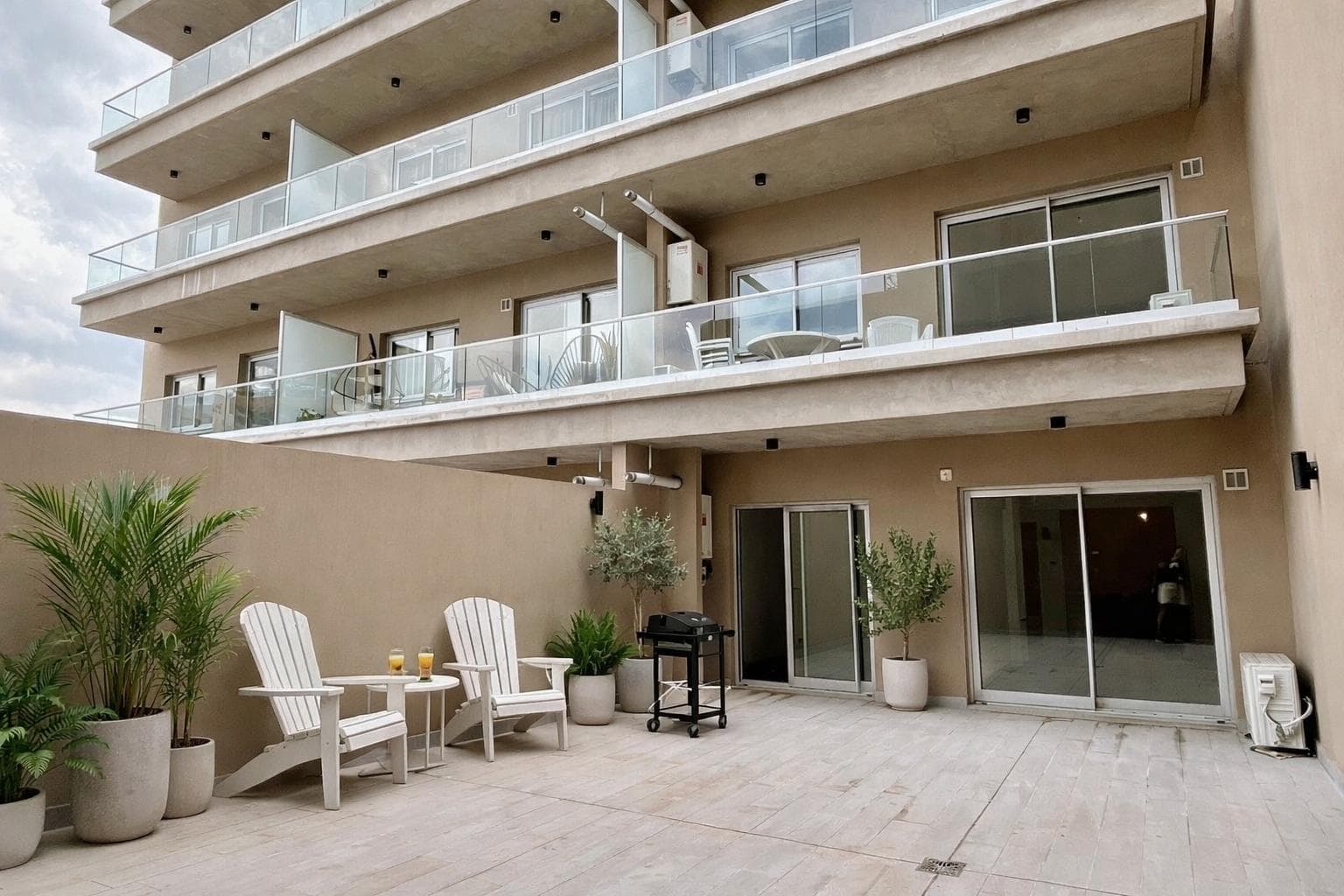 Brand-new 2-bedroom apartment with a huge patio in Nuñez