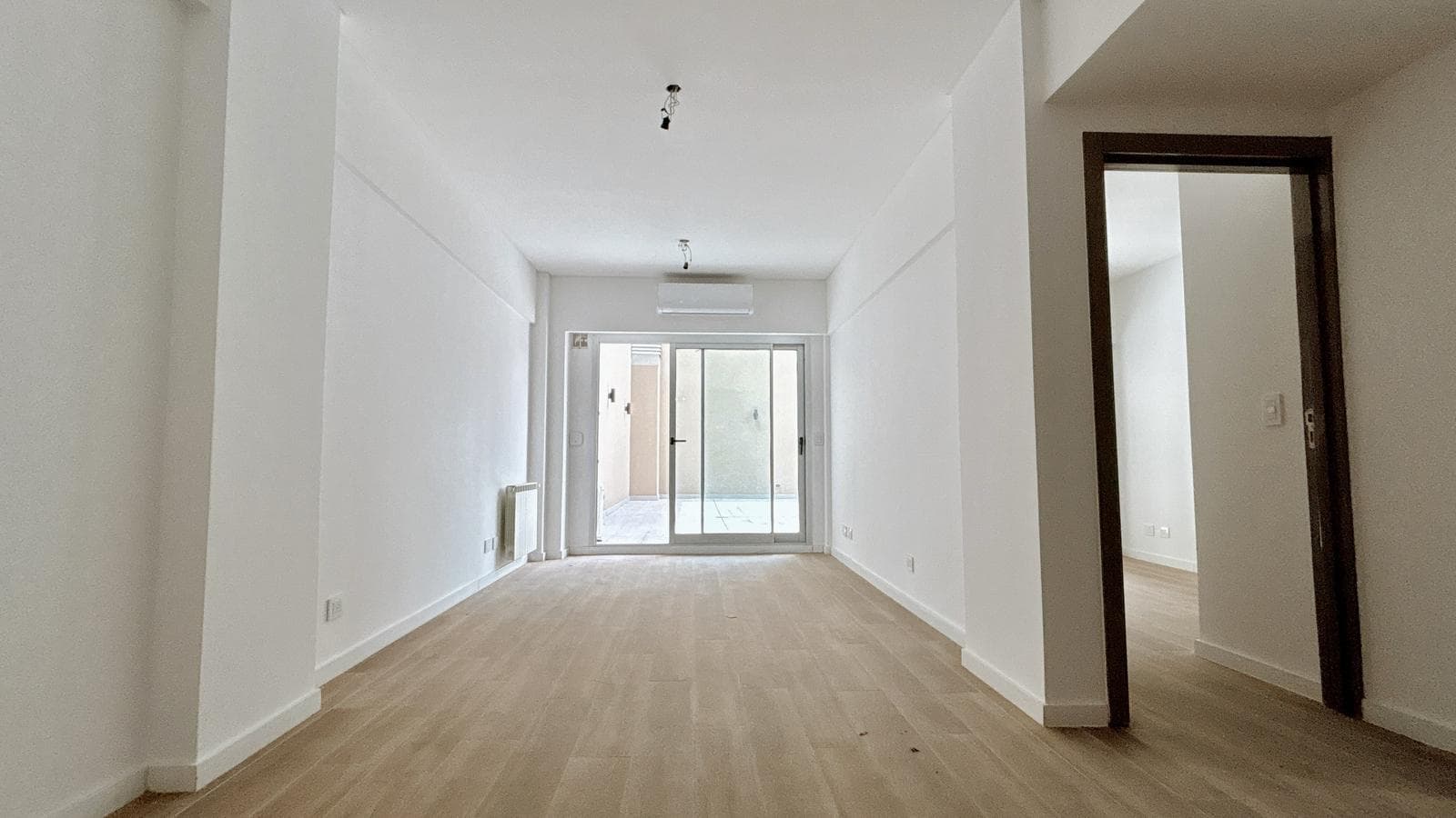 Brand-new 2-bedroom apartment with a huge patio in Nuñez