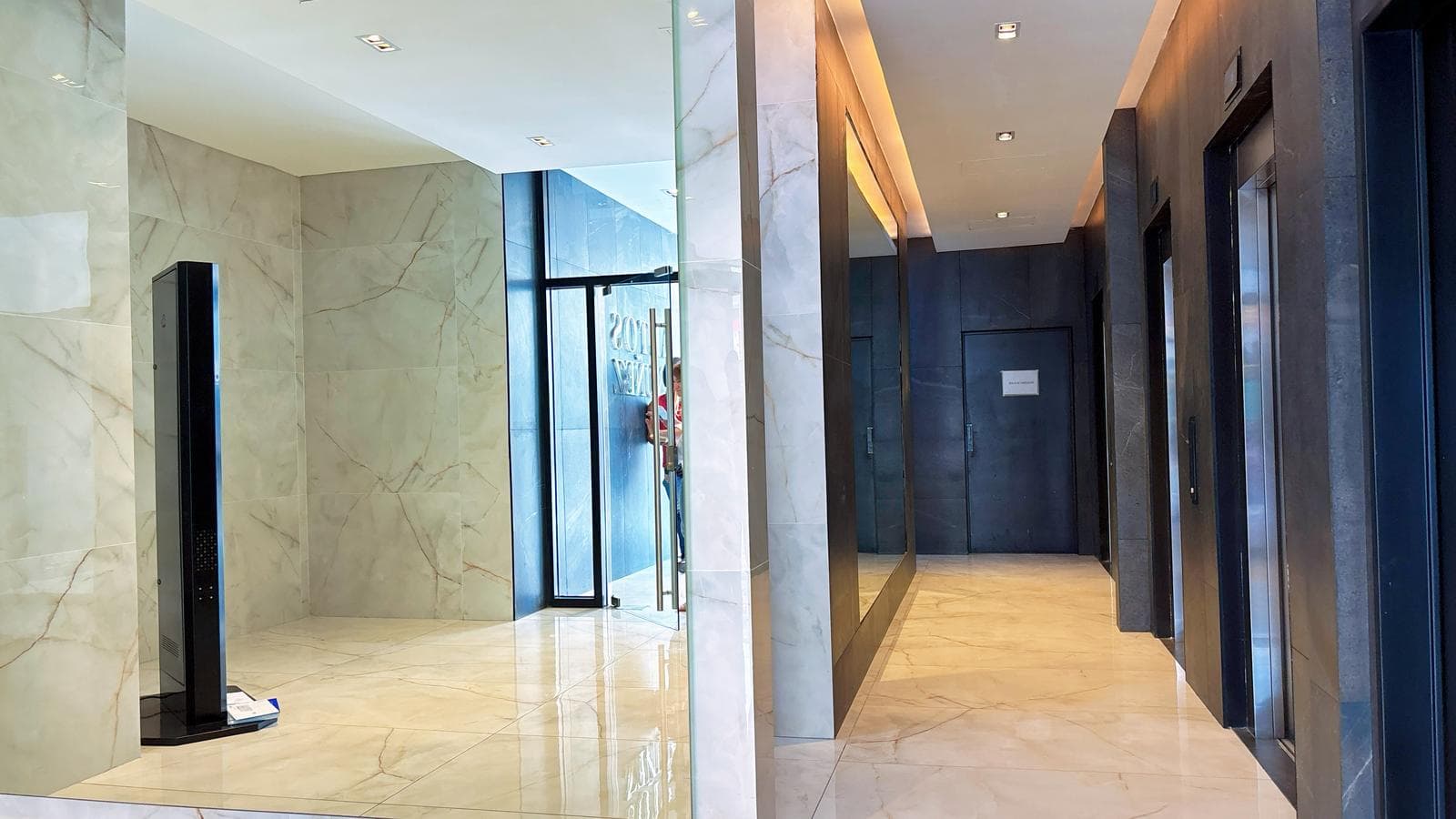 Brand-new 2-bedroom apartment with a huge patio in Nuñez