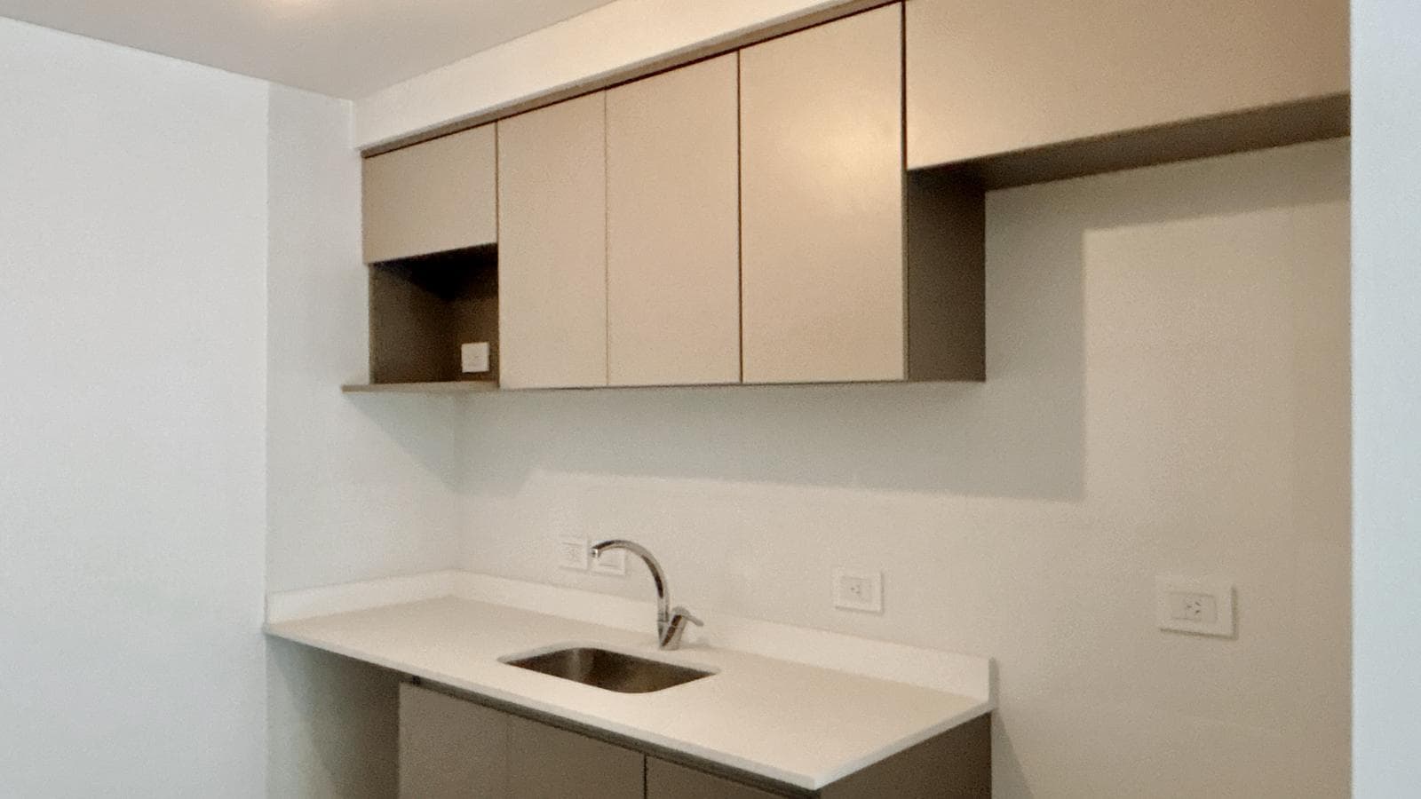 Brand-new 2-bedroom apartment with a huge patio in Nuñez