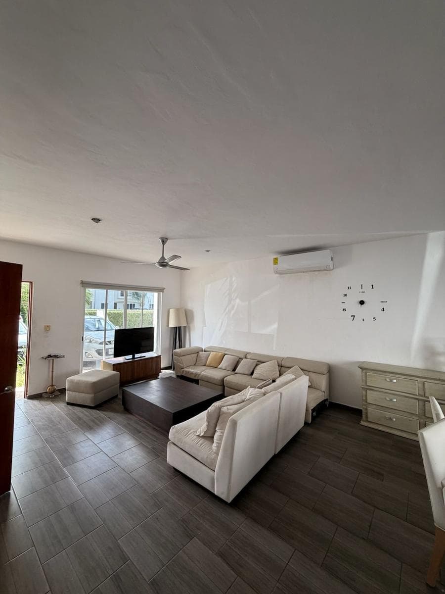 House for Rent, 3 Bedrooms, FURNISHED, on Avenida las Torres, South Cancún.