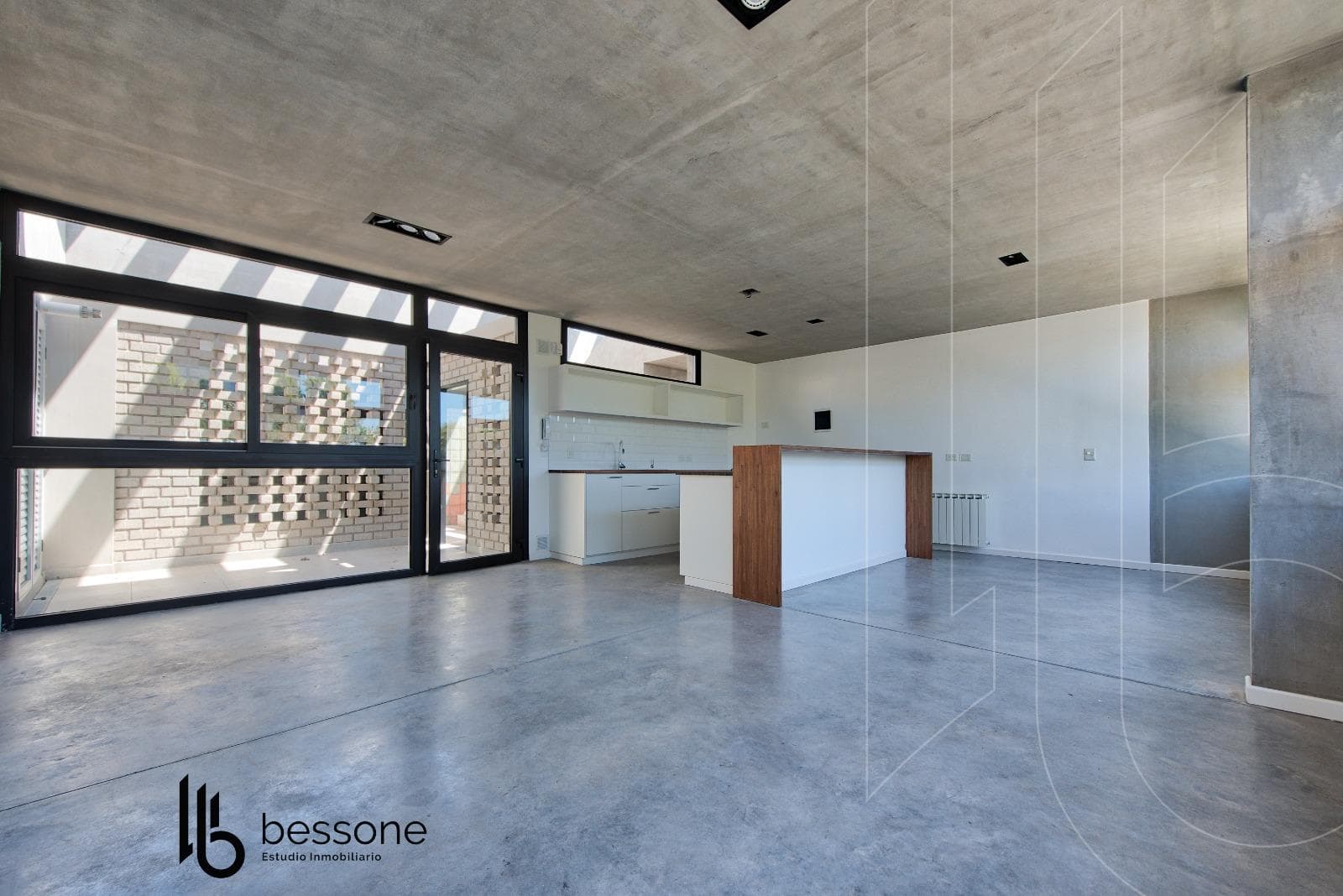2-Room Apartment with Garage, Brand-New, Parque Luro