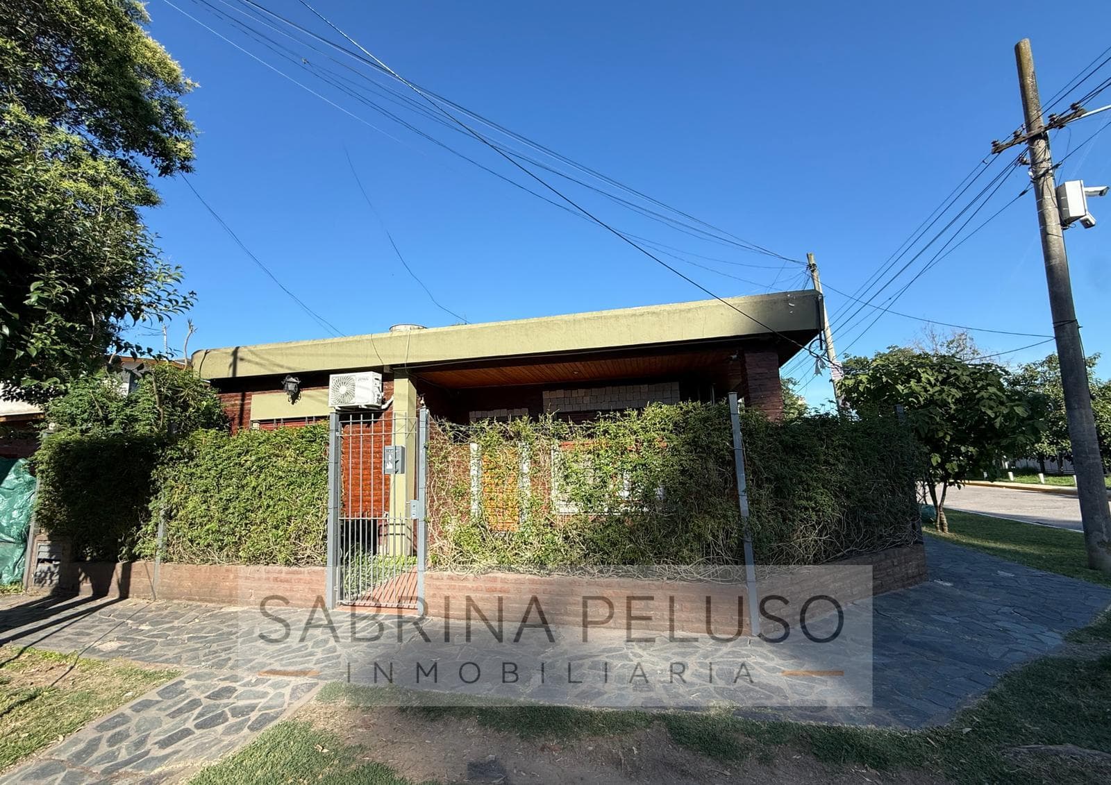 House for Sale in Moreno