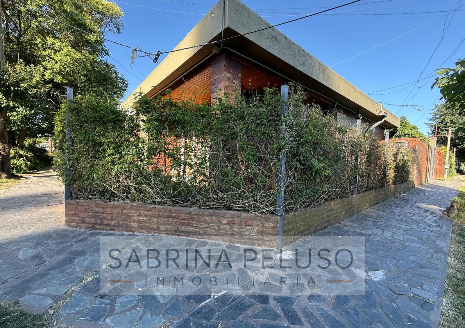 House for Sale in Moreno