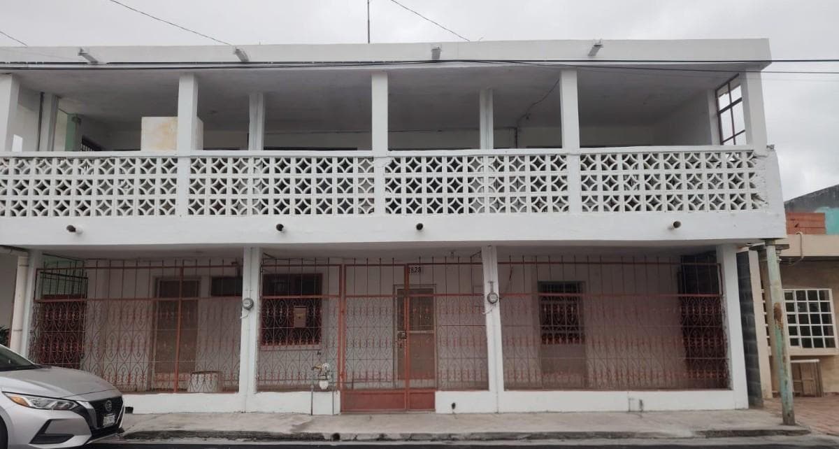 House for Sale for an Investment or Renovation Project in Monterrey, Nuevo León