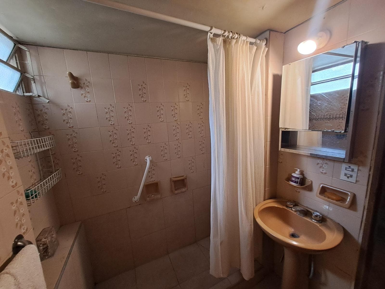 For Sale - Home Eligible for a Mortgage - 3 bedrooms + studio - Dorrego