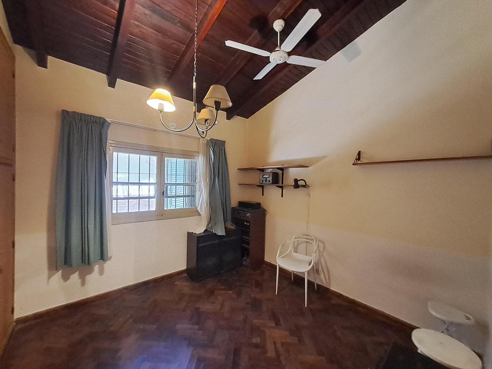 For Sale - Home Eligible for a Mortgage - 3 bedrooms + studio - Dorrego