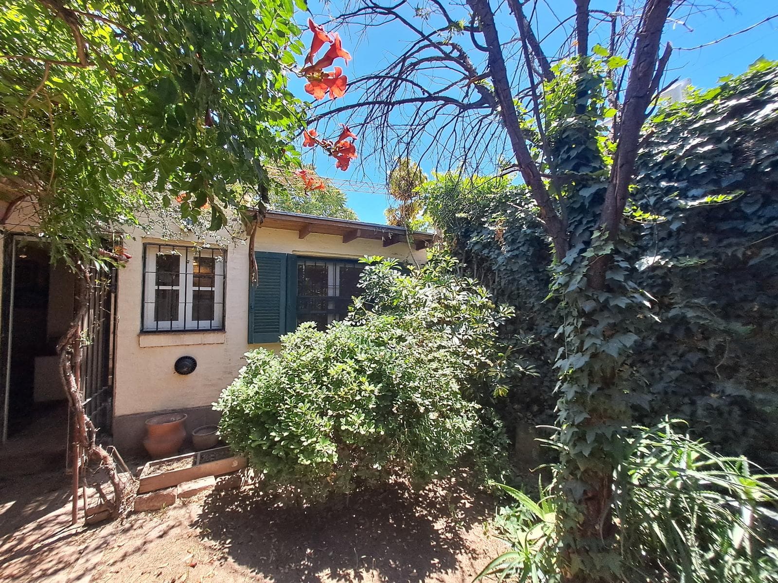 For Sale - Home Eligible for a Mortgage - 3 bedrooms + studio - Dorrego