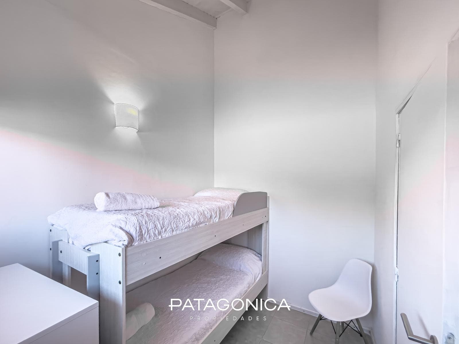 80 m² TRIPLEX FOR SALE, FULLY FURNISHED, DOWNTOWN, VILLA LA ANGOSTURA