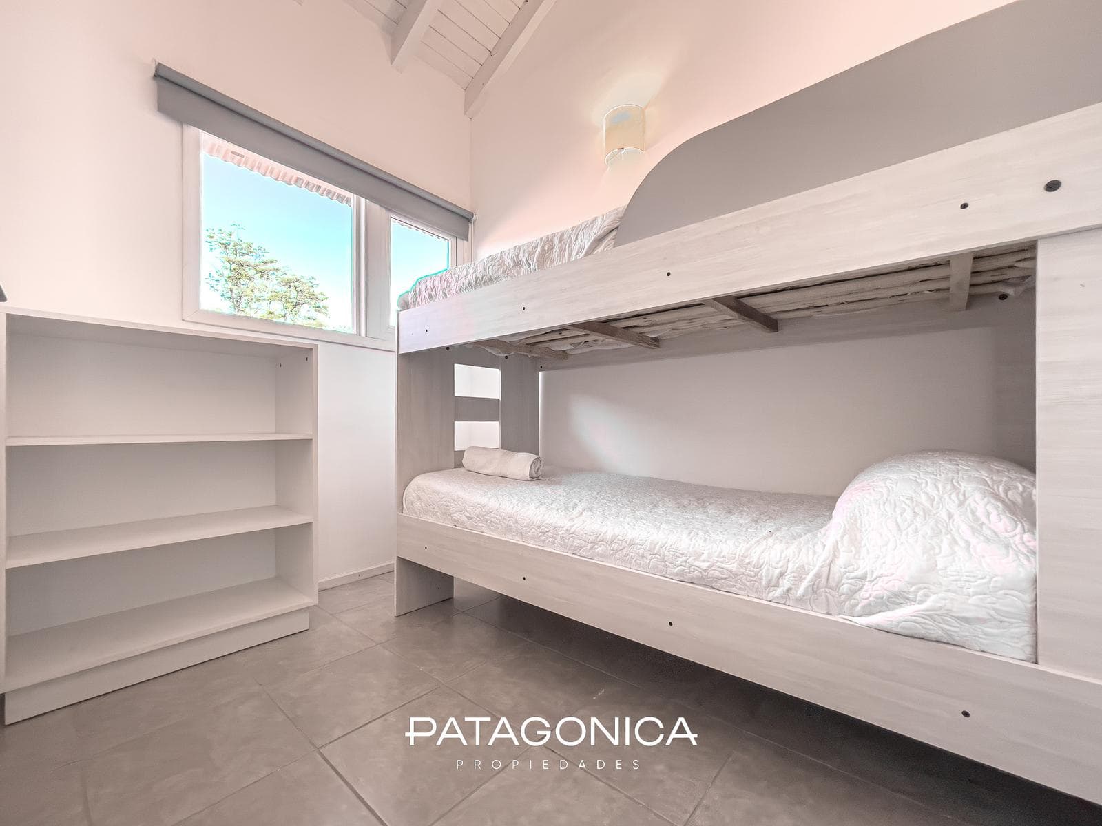 80 m² TRIPLEX FOR SALE, FULLY FURNISHED, DOWNTOWN, VILLA LA ANGOSTURA