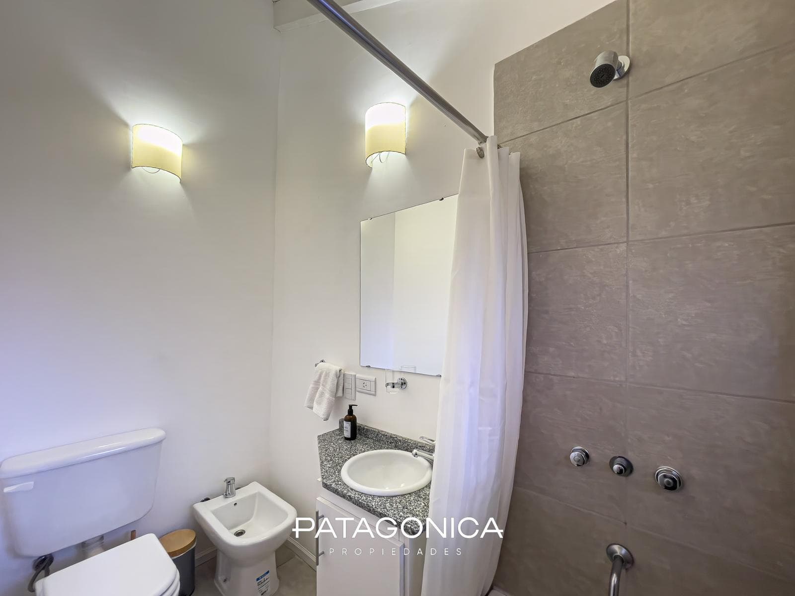 80 m² TRIPLEX FOR SALE, FULLY FURNISHED, DOWNTOWN, VILLA LA ANGOSTURA